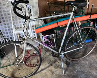 Tall bicycle