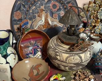 You will find an entire room devoted to vintage Mexican pottery. Notice the nice Huasteca olla/pot