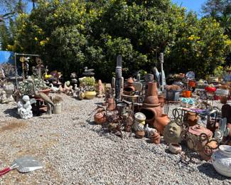 OMG: the yard is crammed with great outdoor items!
