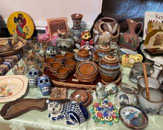 ... more vintage Mexican pottery