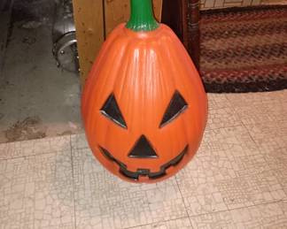 Blow mold pumpkin