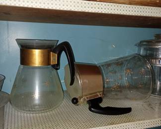 Mid Century Modern
Glass Coffee pots