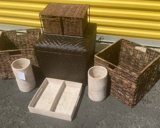 Wicker Decor