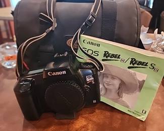 Canon EOS Rebel S 11 camera with carrying case 
