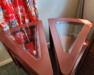 2 end tables