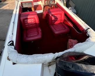 1976 Mark Twain Boat with Mercury 850 outboard motor