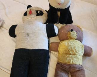Vintage stuffed animals