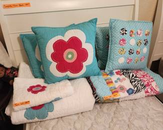 Twin comforter sets