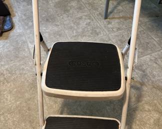 VTG 2 Step Stool from Cosco 