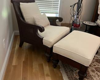 Ethan Allen with pineapple print