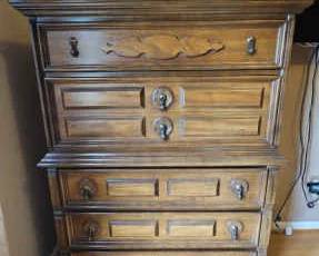 Bassett Furniture Chest Of Drawers