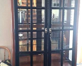 Lighted Curio Cabinet Glass Doors And Glass Shelves With Key