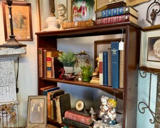 Gorgeous old small bookshelf, vintage and antique books, lamps and more.