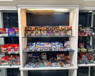 Hot Wheels, Matchbox and Johnny Lightning Die Cast Cars Orlando Estate Auction