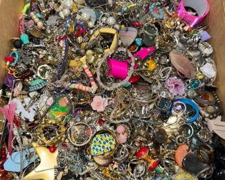 Costume Jewelry Orlando Estate Auction