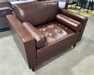 Tufted Chair Orlando