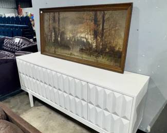 Console and Artwork Orlando