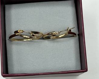 J16 - $130. 14kt gold 1" hoop earrings.