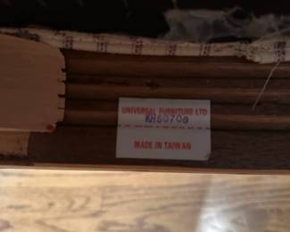 W1 - $250. Universal Furniture Dining Room Table & Chairs. Measures 44.5" wide x 70" deep x 29.5" tall. Has 2 leaves that add 15" each. 2 Captains, 4 regular chairs. Some seats have stains and 1 chair arm is wiggly.