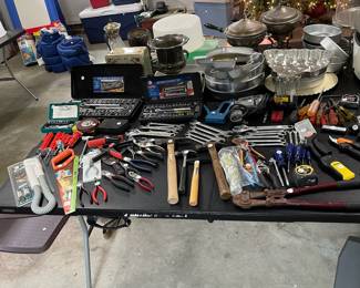 W141 - Garage Overview.