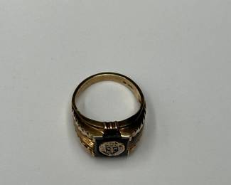 J8 - $350. Size 10. Knights of Columbus 10kt Mens Ring.