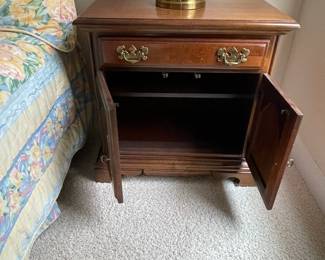 W29 - $100 PAIR. American Drew Nightstands. Measures 26" wide x 15" deep x 26" tall. Drawers slide in sturdy and very good condition!