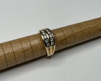 J2 - $750. Size 8.5. 14kt & Diamond Ladies Ring.