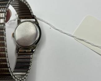 J24 -$100. 1940s Movado WORKING!