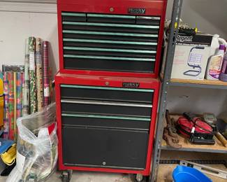 W135 - $125. Husky rolling tool box