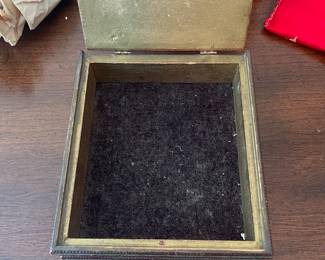 W33 - $15. Small Hinged Jewelry Box. Measures 5.5" x 6".