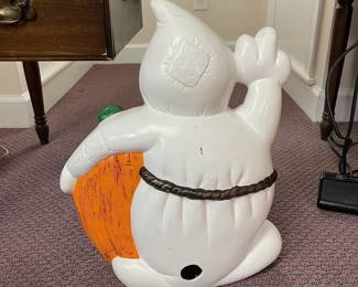 W132 - $15 Ghost Ceramic Halloween decor