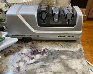 W126 - $50. Chefs Choice. Professional Knife Sharpening Station 130.