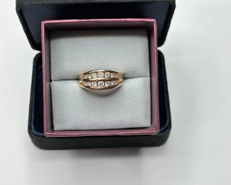 J2 - $750. Size 8.5. 14kt & Diamond Ladies Ring.