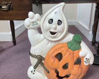 W132 - $15 Ghost Ceramic Halloween decor