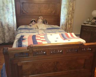 Antique ornate carved wood full size bed