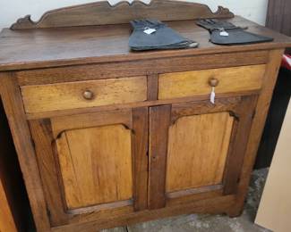 Primitive cabinet
