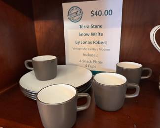 Mid Century Modern - Terra Stone Snack Set 