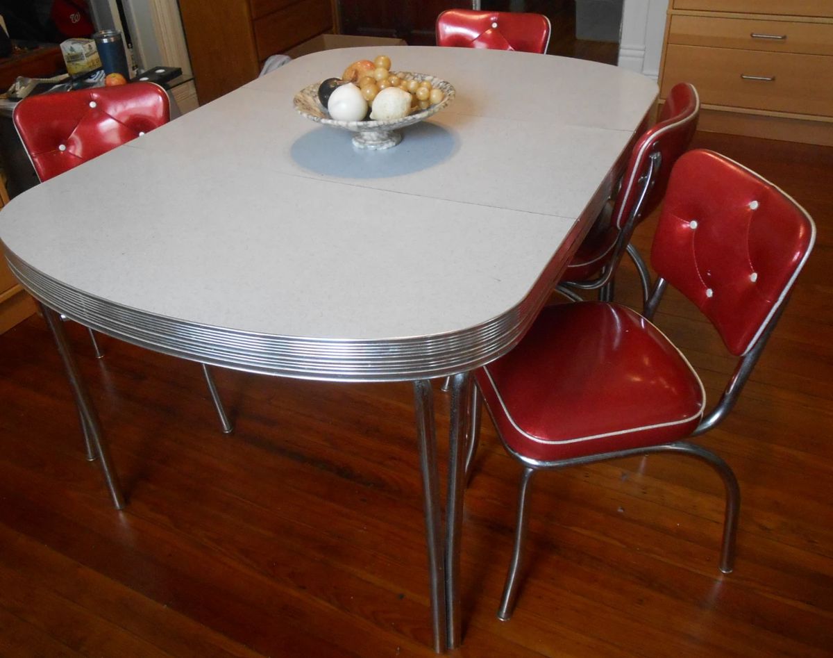 Repro dinette set