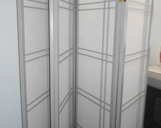 Folding screen