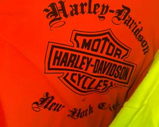 XXL Harley Davidson Motorcycles Shirts + Bike