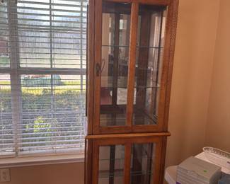 One piece Curio cabinet approx 70h x 21 w x 9d