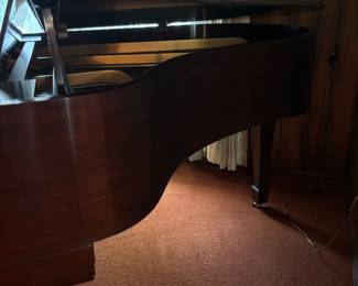 STEINWAY PIANO