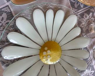 Sunflower bowl