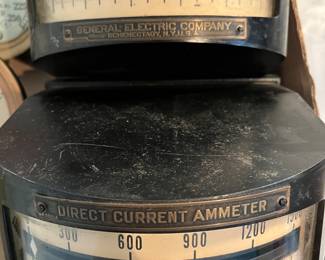 DC AMMETER BY GENERAL ELECTRIC CO. - VINTAGE