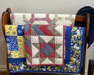 Quilts & quilt rack