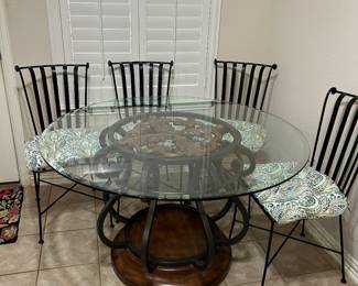 Glass top table w/4 chairs