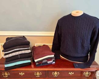 Mens M Sweater Season