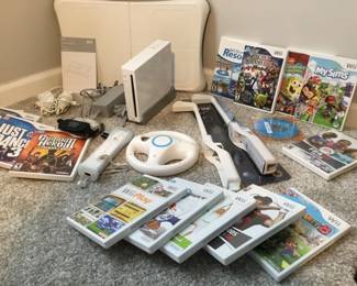 007 NINTENDO Wii Console Plus