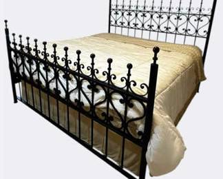 001 KING Wrought Iron Bed