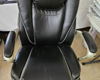 Another desk chair